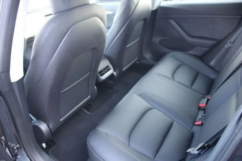 Tesla Model 3 din 2022 cu 44.974 km - oferta TES155504 - foto 13