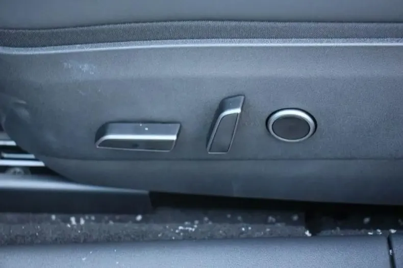 Tesla Model 3 din 2022 cu 44.974 km - oferta TES155504 - foto 15