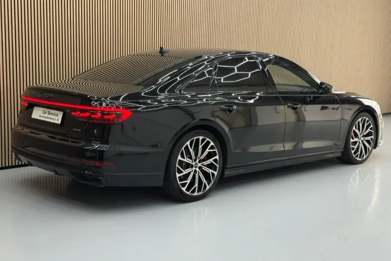 Audi A8 din 2021 cu 73.600 km - oferta AUD155505 - foto 3