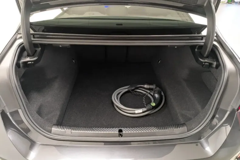 BMW 550 din 2024 cu 66.960 km - oferta BMW155509 - foto 19