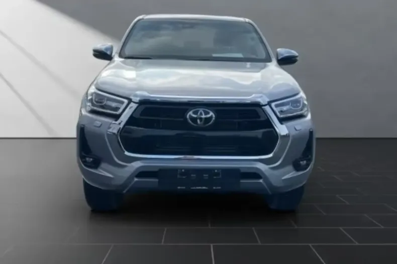 Toyota Hilux din 2025 cu 10 km - oferta TOY155520 - foto 3
