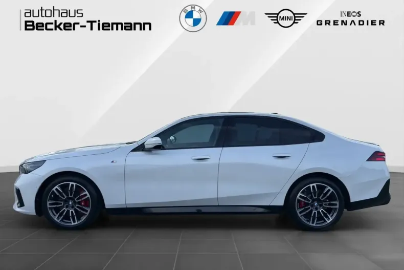 BMW 540 din 2024 cu 25.027 km - oferta BMW155525 - foto 3