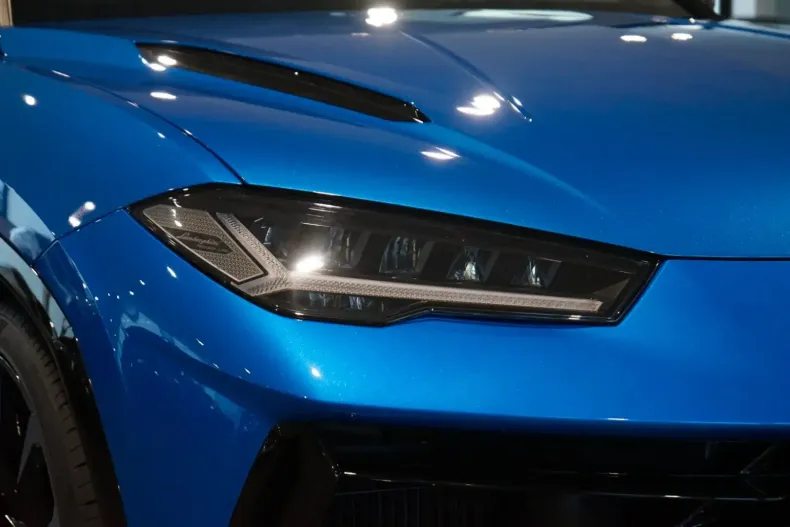 Lamborghini Urus din 2023 cu 6.950 km - oferta LAM155530 - foto 5