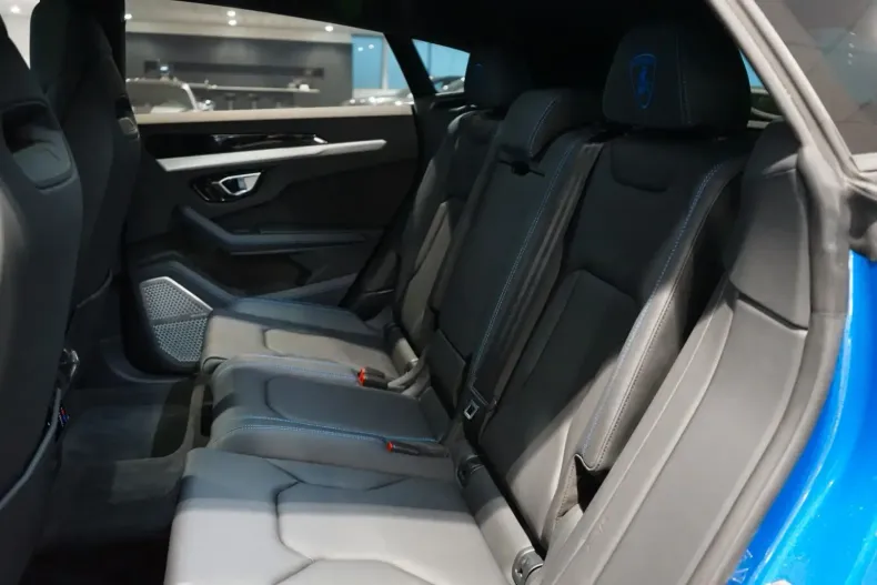 Lamborghini Urus din 2023 cu 6.950 km - oferta LAM155530 - foto 13