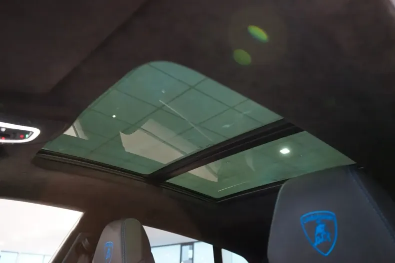 Lamborghini Urus din 2023 cu 6.950 km - oferta LAM155530 - foto 15