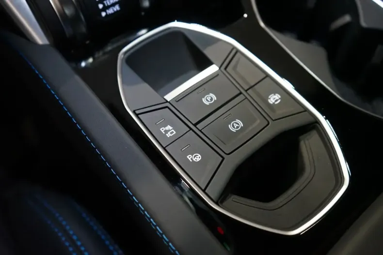 Lamborghini Urus din 2023 cu 6.950 km - oferta LAM155530 - foto 32