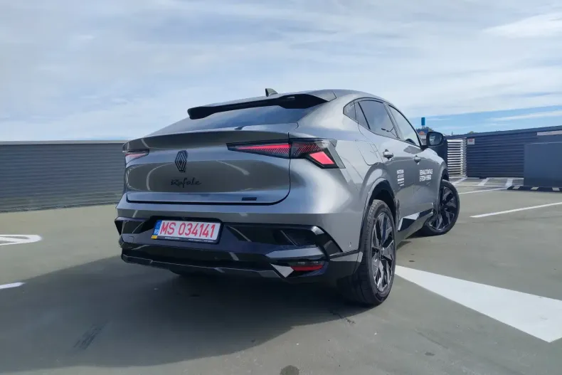 Renault Rafale din 2024 cu 2.050 km - oferta REN155534 - foto 4