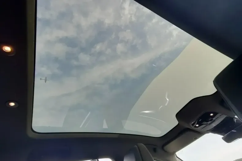 Renault Rafale din 2024 cu 2.050 km - oferta REN155534 - foto 7