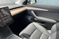 Tesla Model 3 din 2022 cu 25.900 km - oferta TES155557 - foto 12