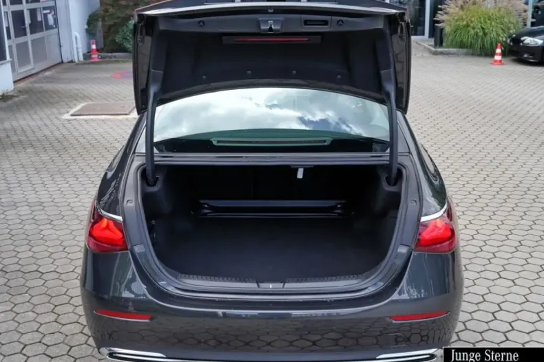 Mercedes-Benz E 220 din 2024 cu 18.839 km - oferta MER155561 - foto 17