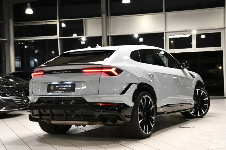 Lamborghini Urus din 2023 cu 20.000 km - oferta LAM155564 - foto 4