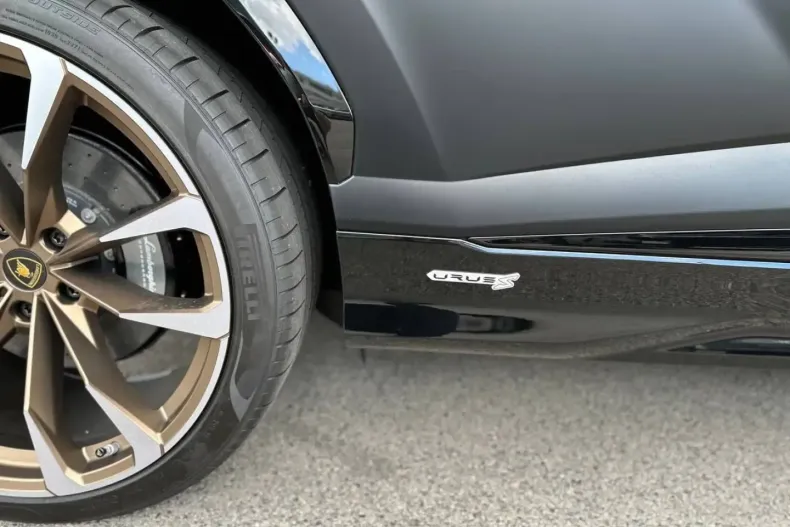 Lamborghini Urus din 2023 cu 39.000 km - oferta LAM155565 - foto 5