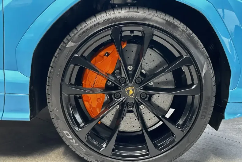 Lamborghini Urus din 2023 cu 4.411 km - oferta LAM155566 - foto 14