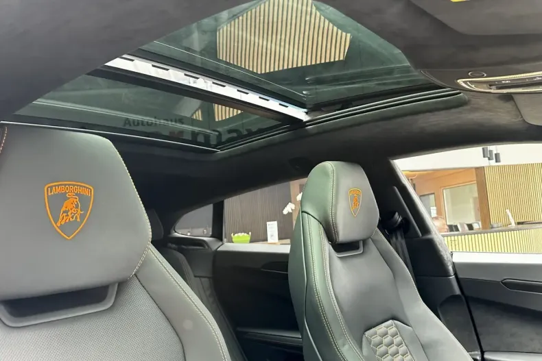 Lamborghini Urus din 2023 cu 4.411 km - oferta LAM155566 - foto 25