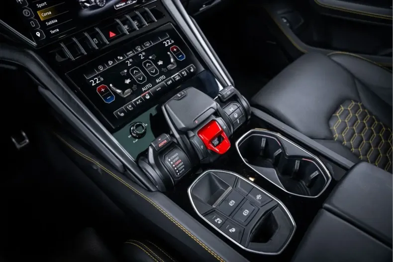 Lamborghini Urus din 2023 cu 57.610 km - oferta LAM155569 - foto 25