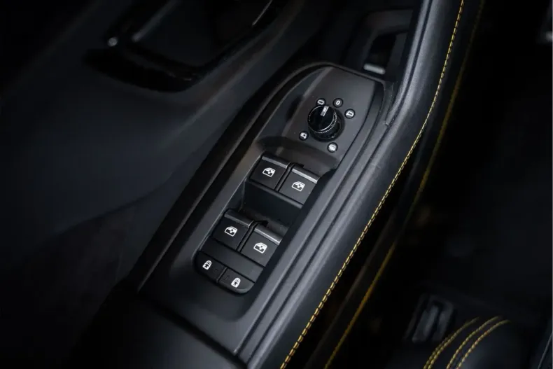 Lamborghini Urus din 2023 cu 57.610 km - oferta LAM155569 - foto 41