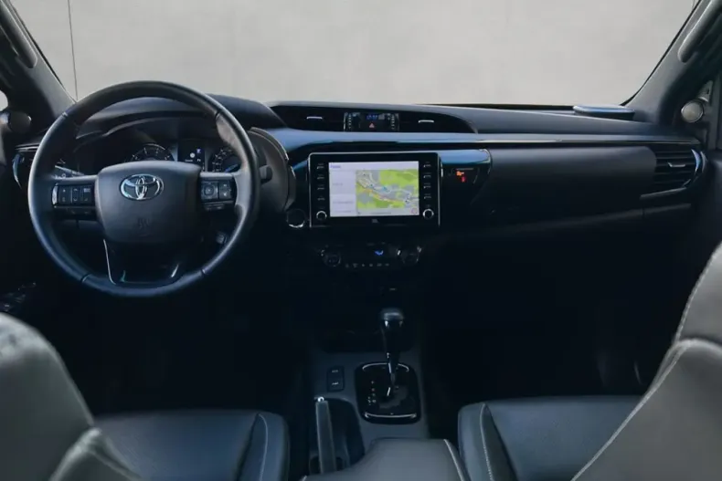 Toyota Hilux din 2024 cu 38.294 km - oferta TOY155572 - foto 12