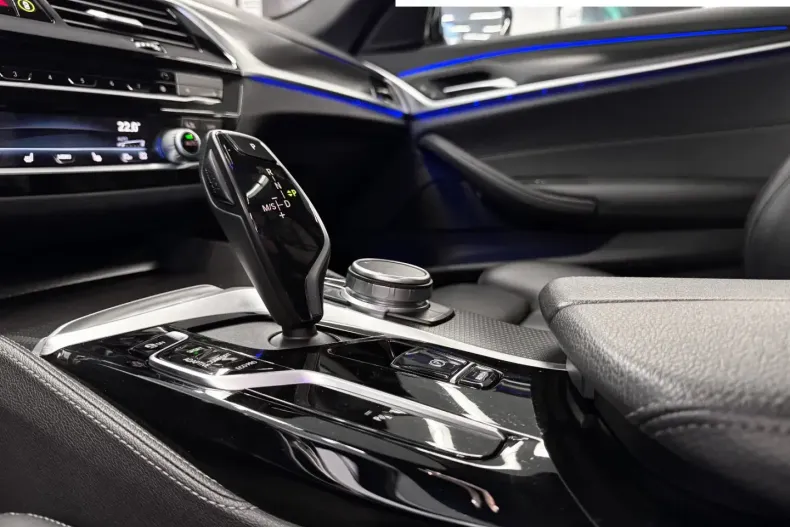 BMW 520 din 2022 cu 49.800 km - oferta BMW155573 - foto 22