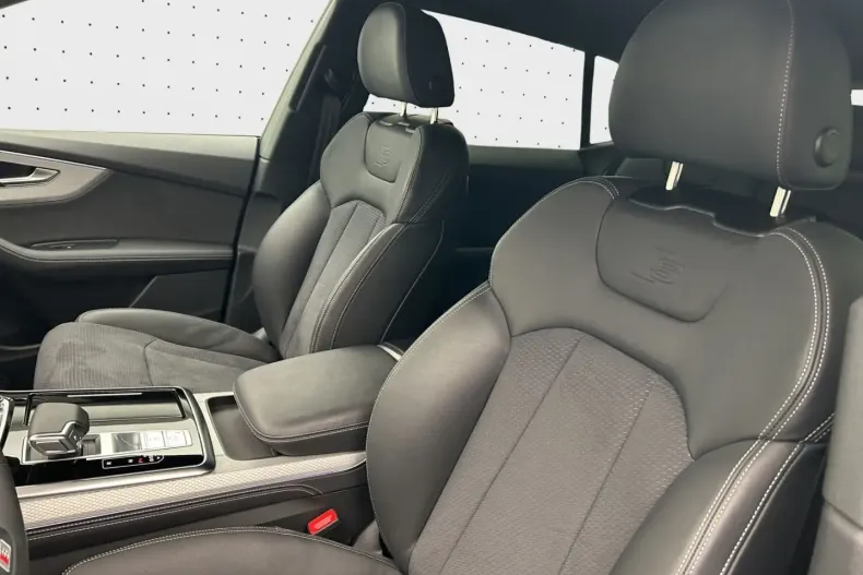 Audi Q8 din 2024 cu 20.600 km - oferta AUD155577 - foto 11