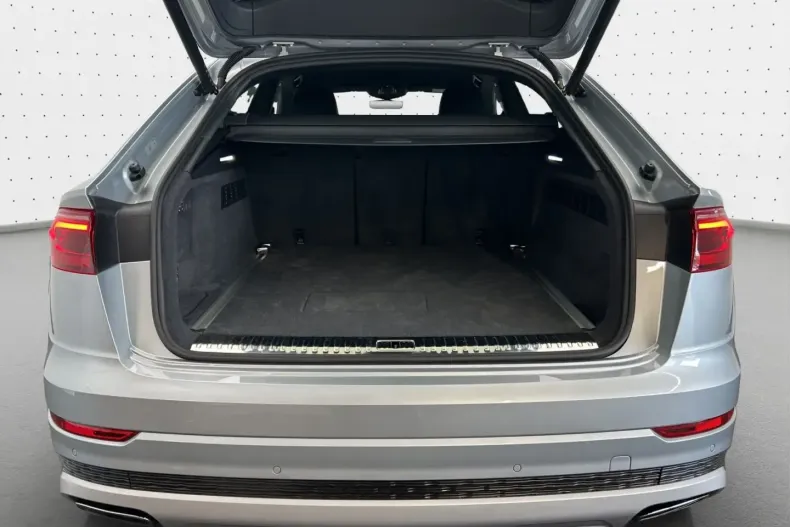 Audi Q8 din 2024 cu 20.600 km - oferta AUD155577 - foto 12