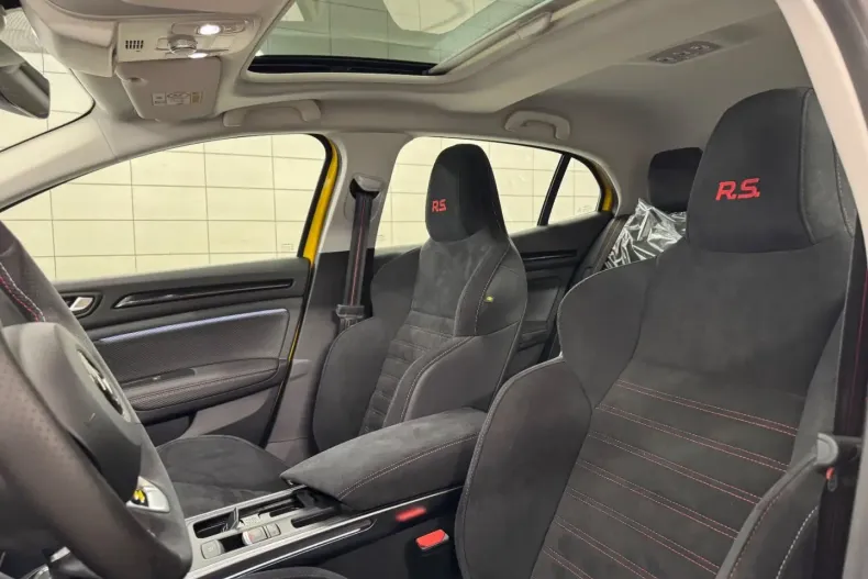 Renault Megane din 2025 cu 1.480 km - oferta REN155578 - foto 13