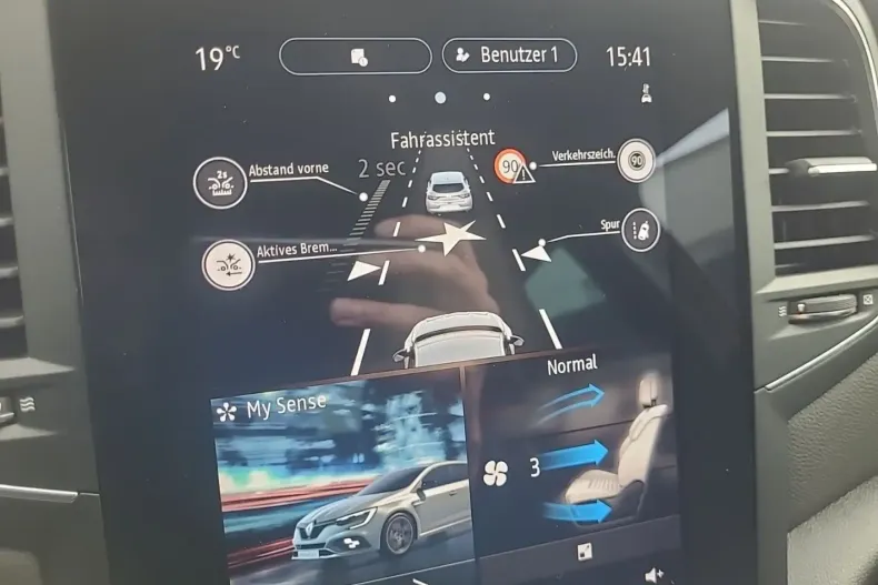 Renault Megane din 2021 cu 56.165 km - oferta REN155580 - foto 21