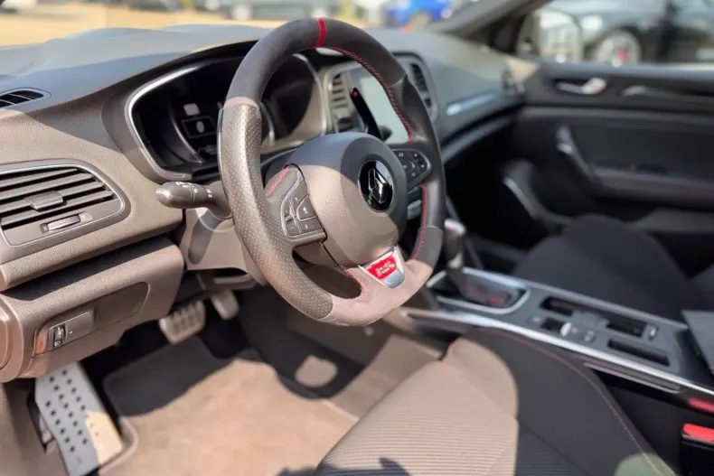 Renault Megane din 2020 cu 83.899 km - oferta REN155584 - foto 13