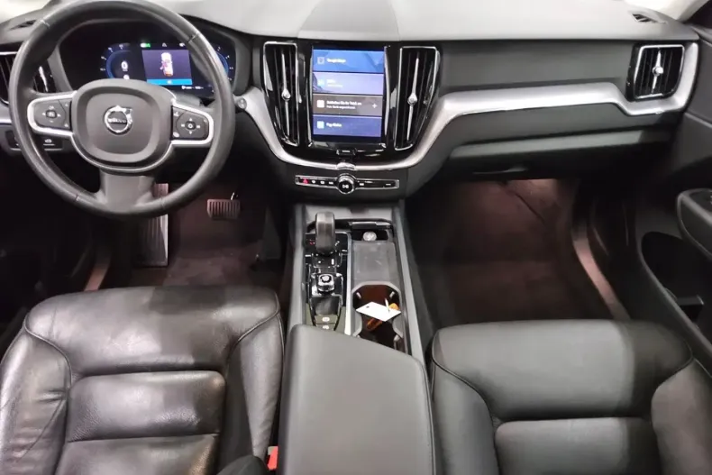 Volvo XC60 din 2021 cu 80.923 km - oferta VOL155589 - foto 4