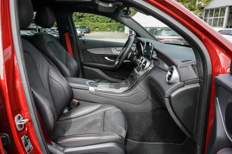 Mercedes-Benz GLC 300 din 2022 cu 69.500 km - oferta MER155595 - foto 7