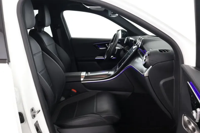 Mercedes-Benz GLC 400 din 2023 cu 48.200 km - oferta MER155598 - foto 8