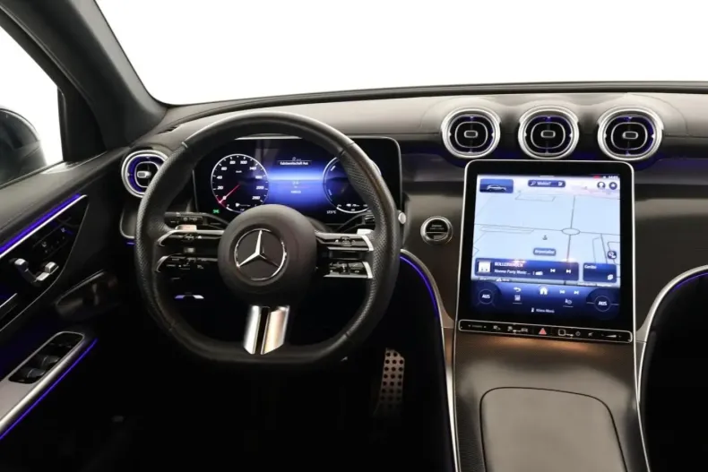 Mercedes-Benz GLC 400 din 2023 cu 48.200 km - oferta MER155598 - foto 10