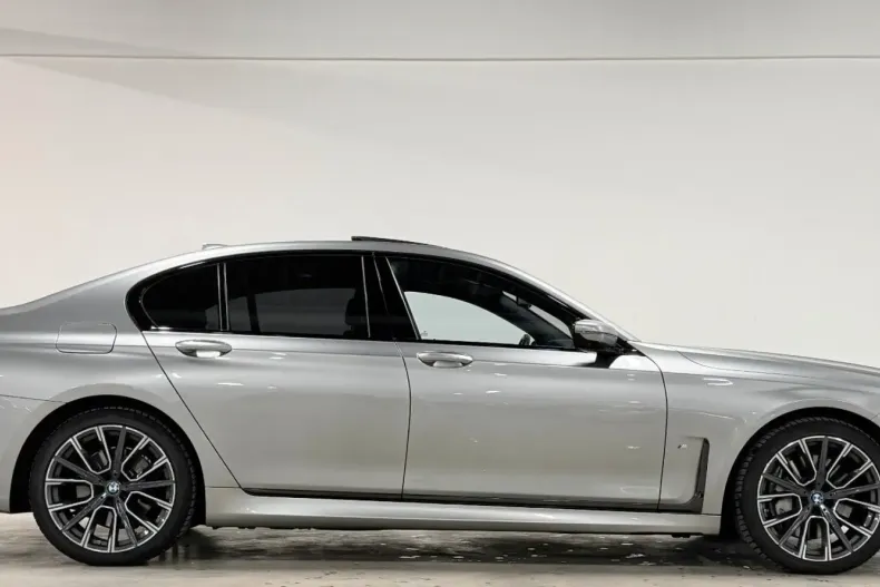 BMW 745 din 2021 cu 76.000 km - oferta BMW155599 - foto 5