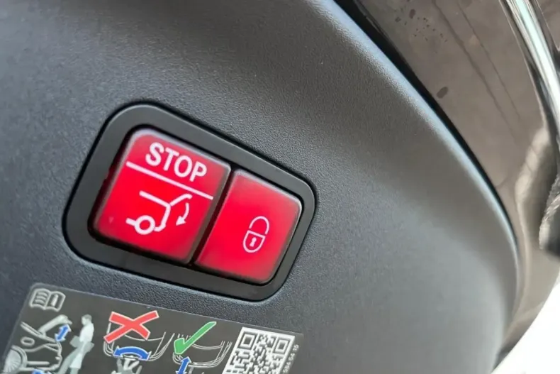 Mercedes-Benz AMG GT din 2024 cu 31.650 km - oferta MER155610 - foto 28