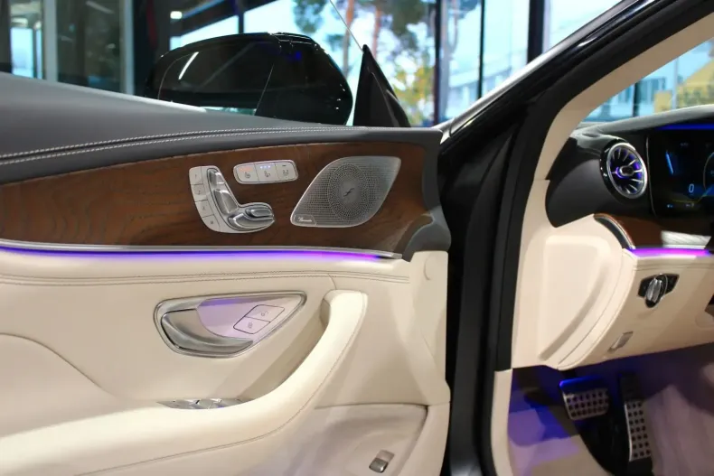 Mercedes-Benz AMG GT din 2020 cu 78.100 km - oferta MER155625 - foto 6