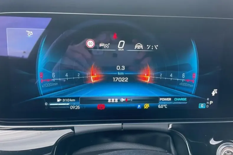 Mercedes-Benz AMG GT din 2025 cu 17.018 km - oferta MER155626 - foto 13