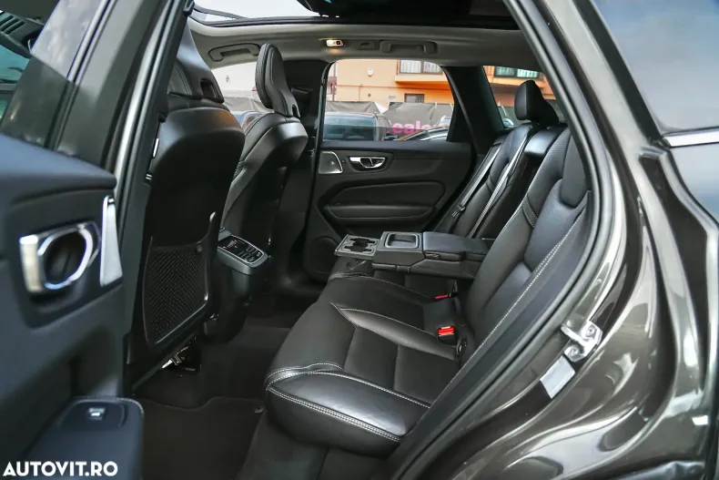 Volvo XC60 din 2020 cu 115.120 km - oferta VOL155933 - foto 20