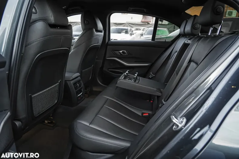 BMW Seria 3 din 2020 cu 38.830 km - oferta BMW155934 - foto 13