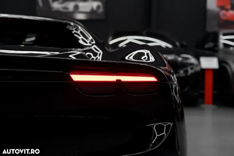 Ferrari 296 GTB din 2024 cu 3.400 km - oferta FER155951 - foto 5