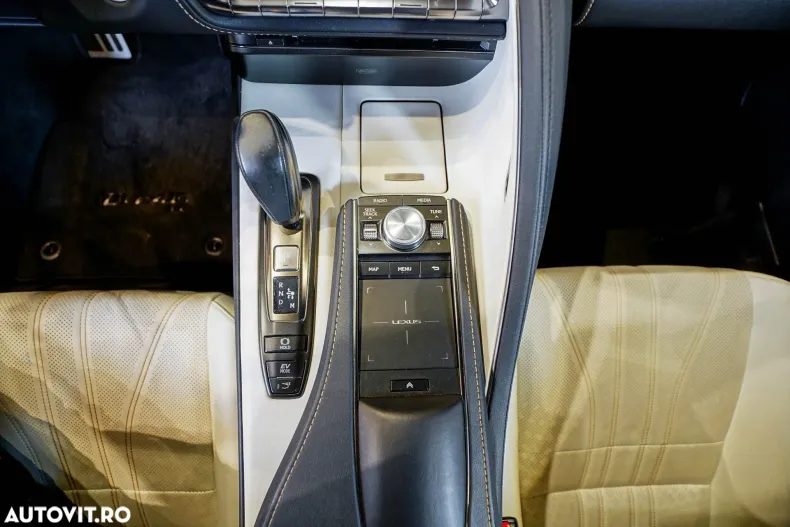 Lexus LC 500h din 2019 cu 37.000 km - oferta LEX155954 - foto 19