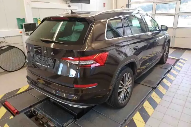 Skoda Kodiaq din 2021 cu 96.394 km - oferta SKO155955 - foto 2