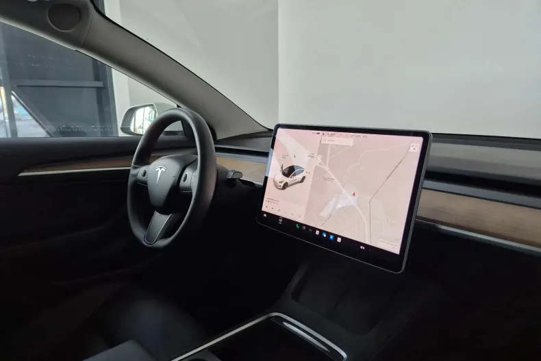 Tesla Model 3 din 2021 cu 65.000 km - oferta TES155959 - foto 7