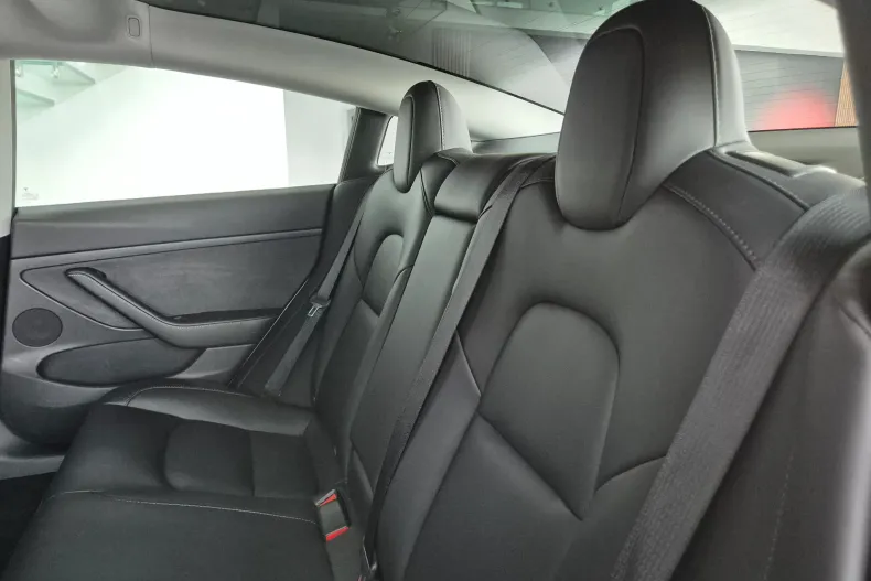 Tesla Model 3 din 2023 cu 52.500 km - oferta TES155961 - foto 13