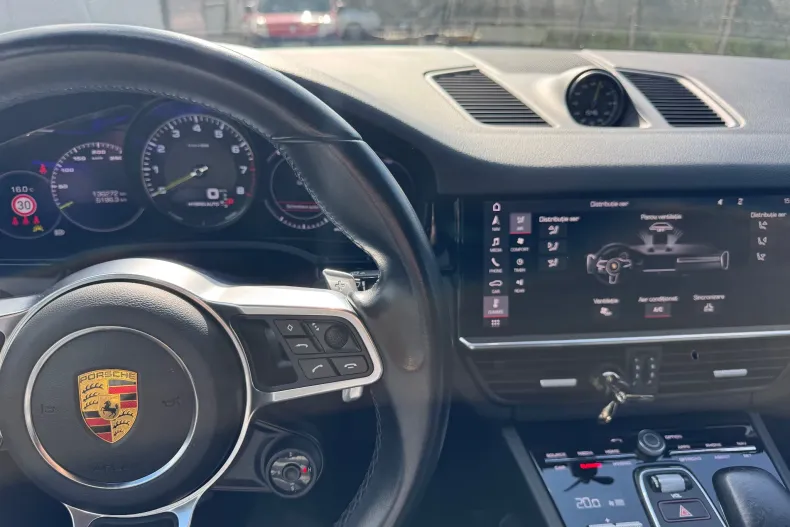 Porsche Cayenne din 2020 cu 136.300 km - oferta POR155962 - foto 29