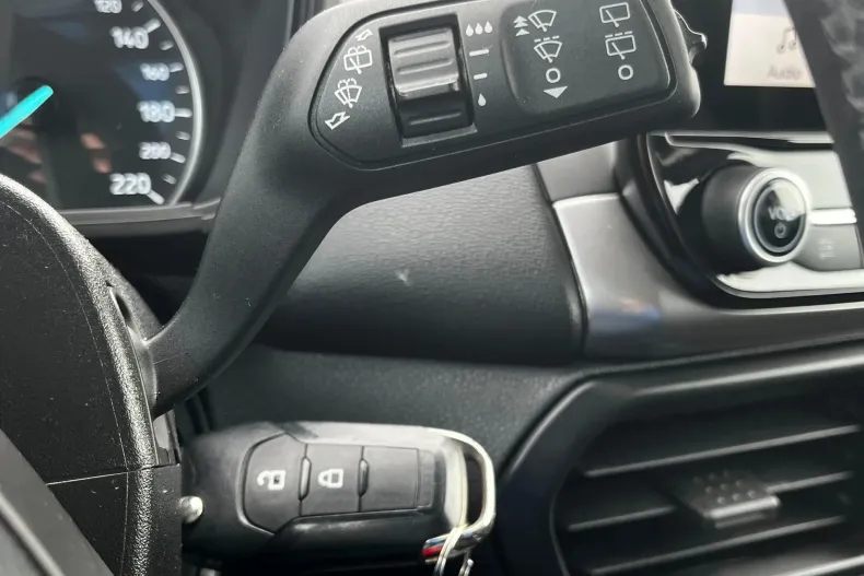 Ford EcoSport din 2019 cu 70.830 km - oferta FOR155968 - foto 17