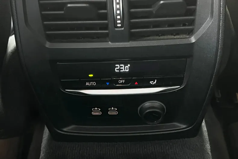 BMW Seria 3 din 2019 cu 127.698 km - oferta BMW155970 - foto 12