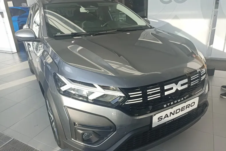Dacia Sandero Stepway din 2025 cu 10 km - oferta DAC155974 - foto 4