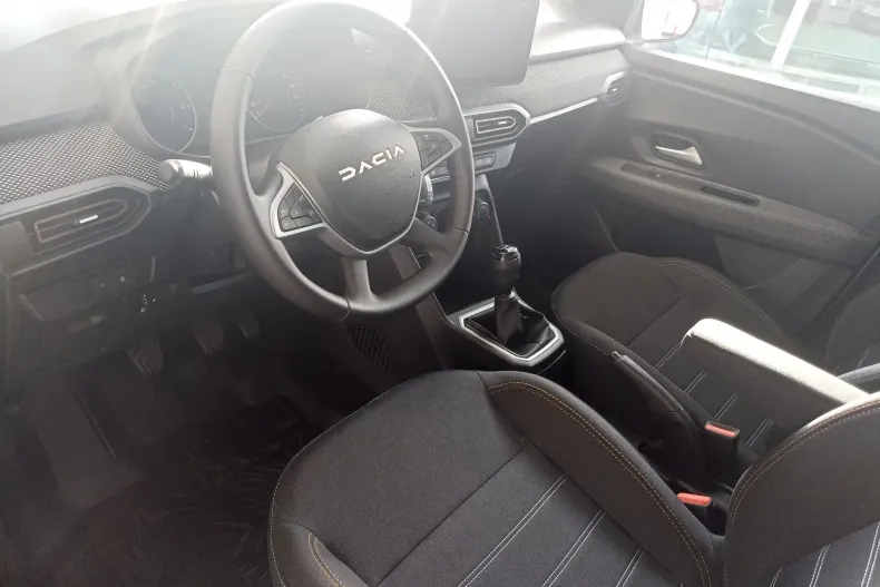 Dacia Sandero Stepway din 2025 cu 10 km - oferta DAC155974 - foto 9