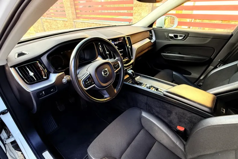 Volvo XC60 din 2020 cu 162.507 km - oferta VOL155987 - foto 8