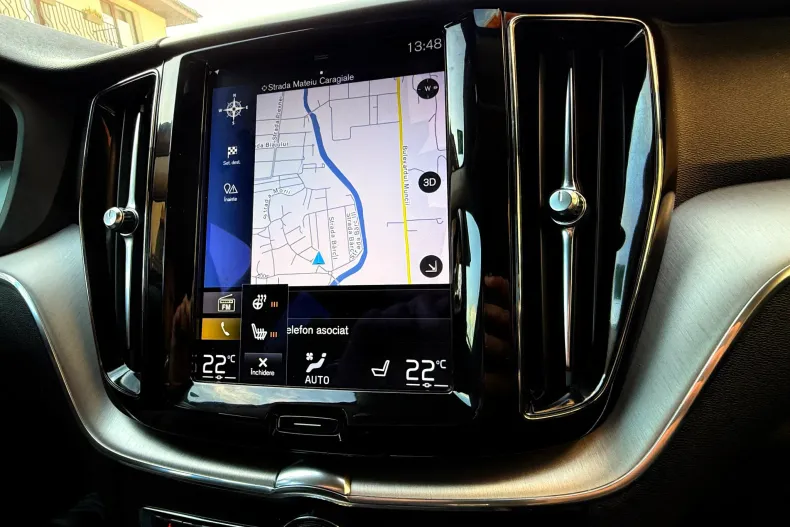 Volvo XC60 din 2020 cu 162.507 km - oferta VOL155987 - foto 13