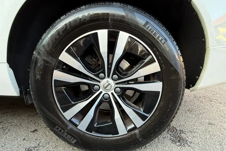 Volvo XC60 din 2020 cu 162.507 km - oferta VOL155987 - foto 33